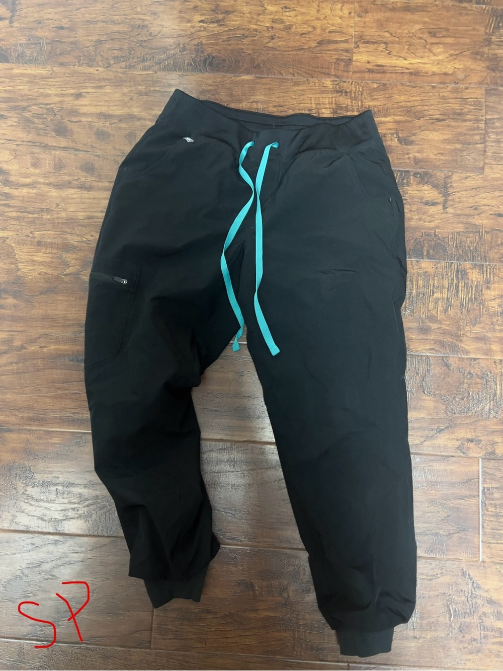 FIGS black FREEX lined scrubs
